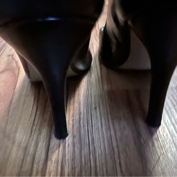 NWOB NINE WEST BLACK PUMPS - Picture 3 of 7